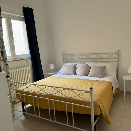 Ferienwohnung Locazione Turistica Casa Maria Monopoli Exterior foto